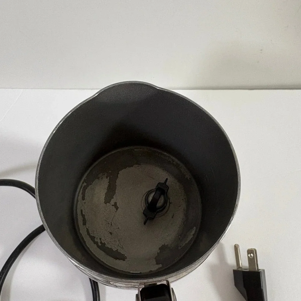 Nespresso Aeroccino Plus Automatic Electric Milk Frother Model 3192